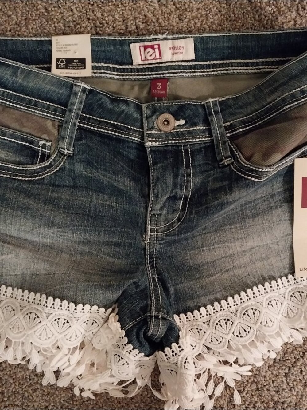 L.E.I. Ashley Lowrise Shorts Juniors Size 3